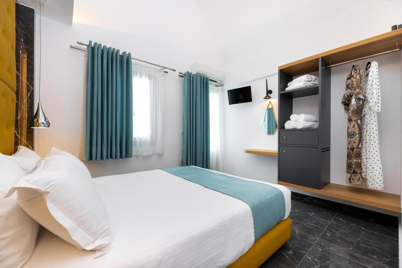 Deluxe Hotel Santorini Фира Екстериор снимка