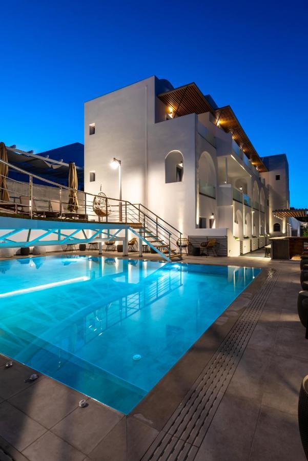 Deluxe Hotel Santorini Фира Екстериор снимка